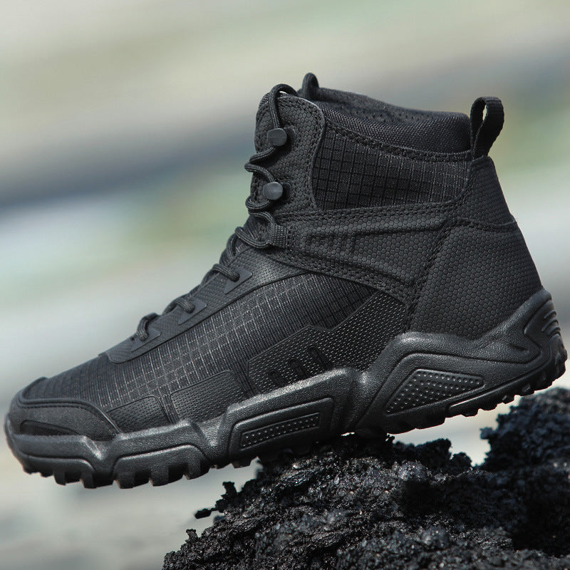 Discover the American Ultralight Tactical Hiking Shoes